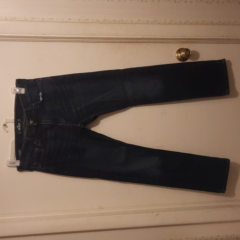#4 Hollister slim straight jeans